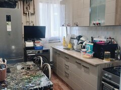 2 camere Universitate, Carol I, Mosilor